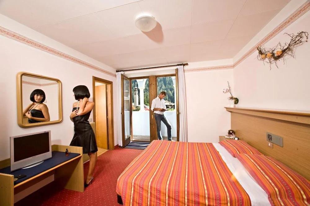 Hotel Arcangelo 3 Stelle Superior Pellizzano Exterior photo